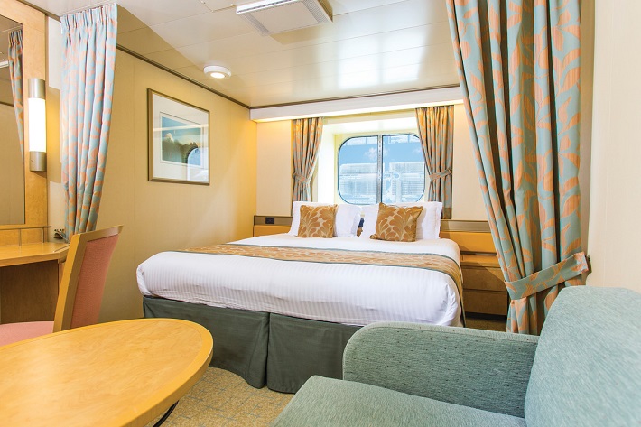 Cosy interior of an Outside cabin on PO Cruises' Arcadia cruise ship