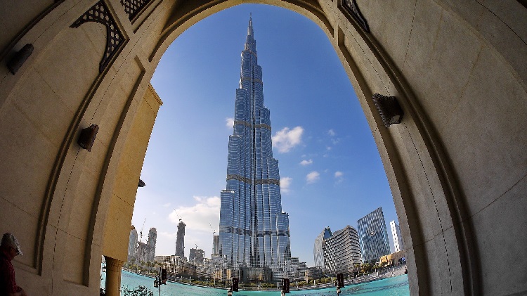 The Burj Khalifa rising up towards the sunshine