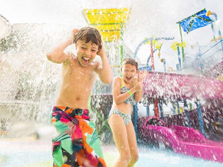 Splashaway Bayâ„