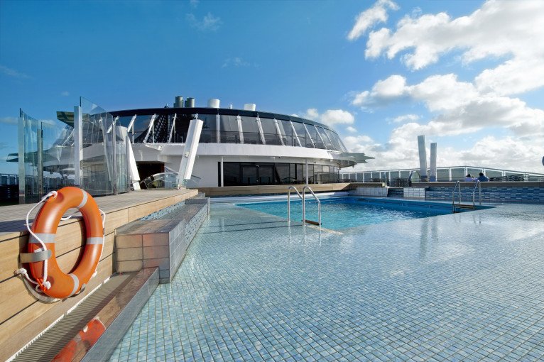 Top 18 Exclusive Solarium