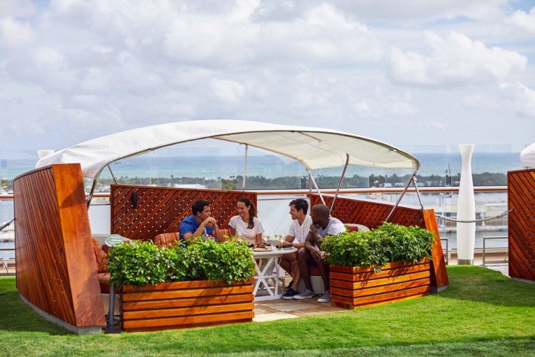 Sunset Park Cabanas