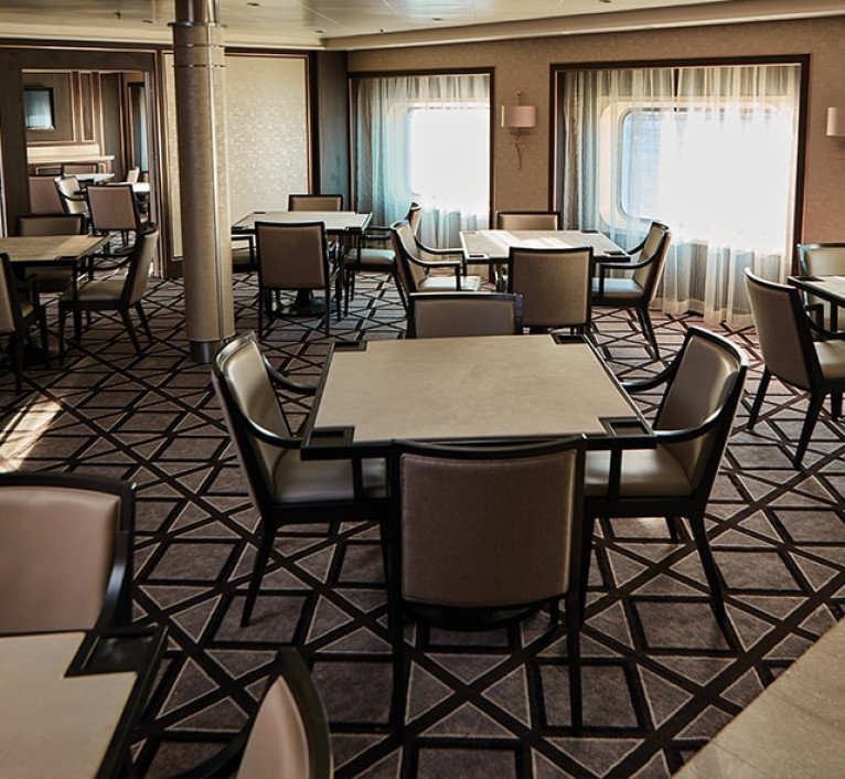 Reception & Concierge 