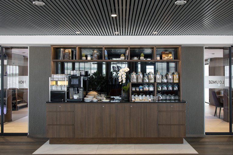 Horizon Bar & Lounge
