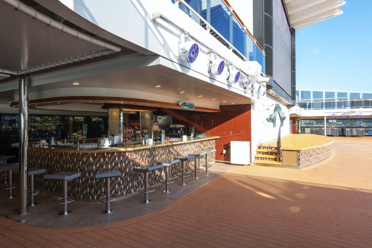 Horizon Bar