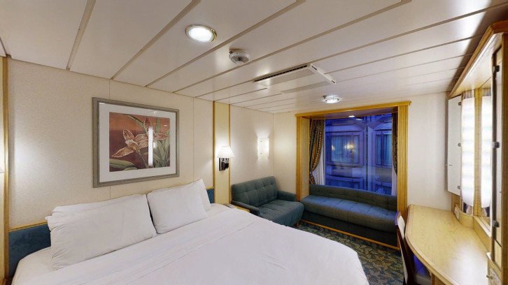 Connecting Promenade Interior