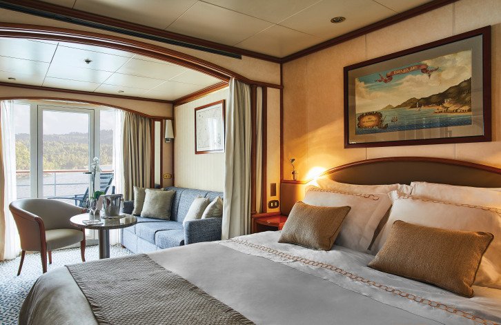 Deluxe Veranda Suite