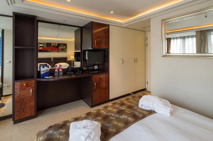 Category BB Stateroom