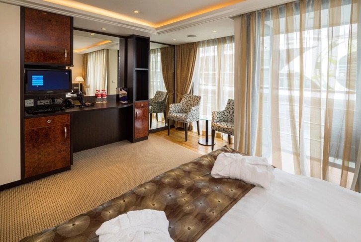CAT. AA Stateroom