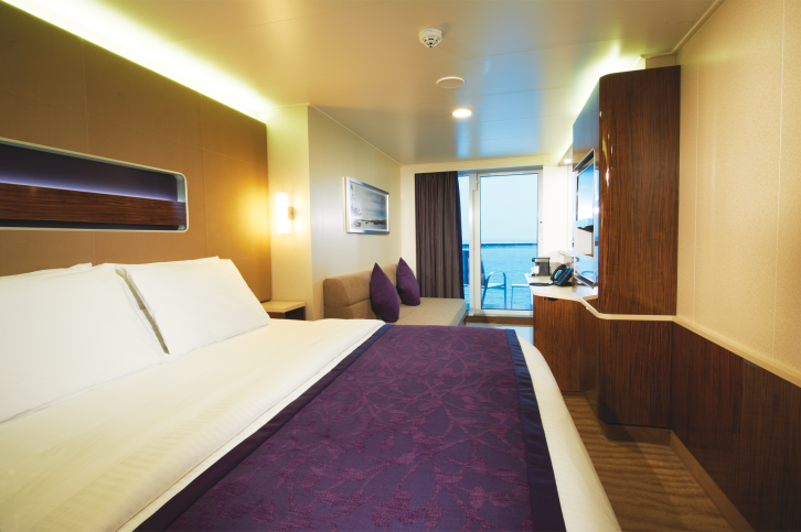Club Balcony Suite
