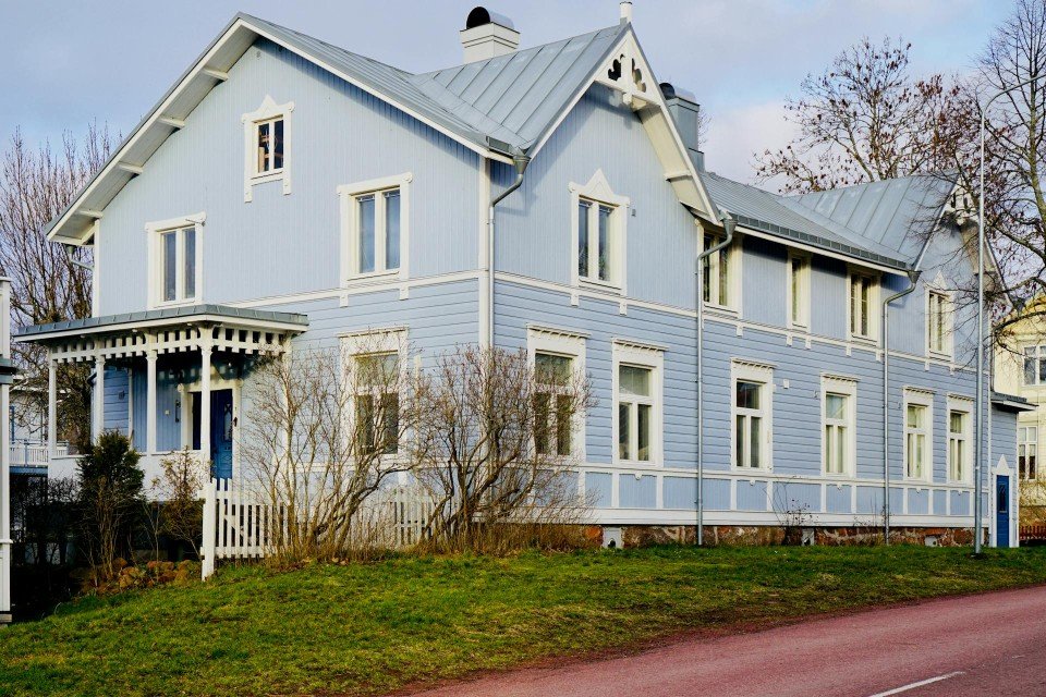 13 Image 13