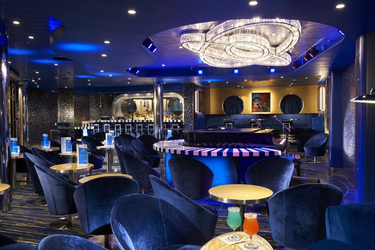 Piano Bar