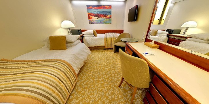 Interior Cabin (H)