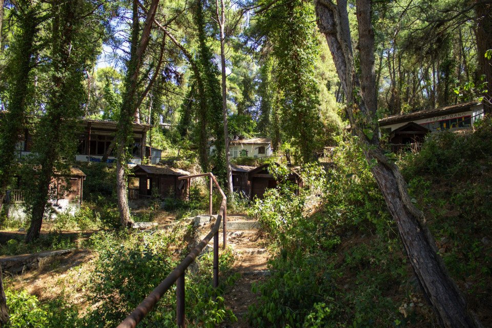 9 Image 9