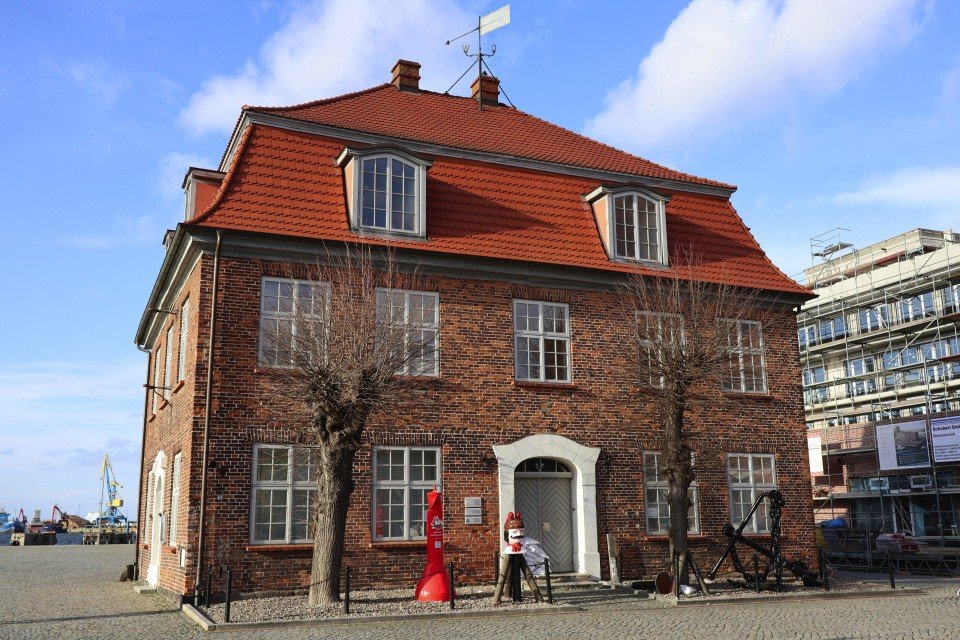 11 Image 11