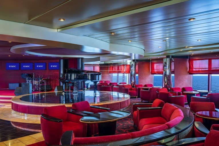 Pigalle Lounge
