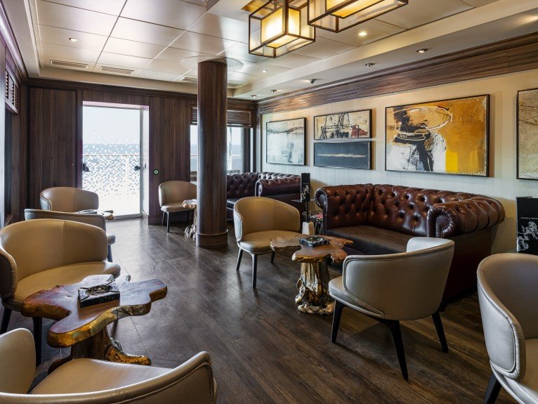 The Humidor Cigar Lounge