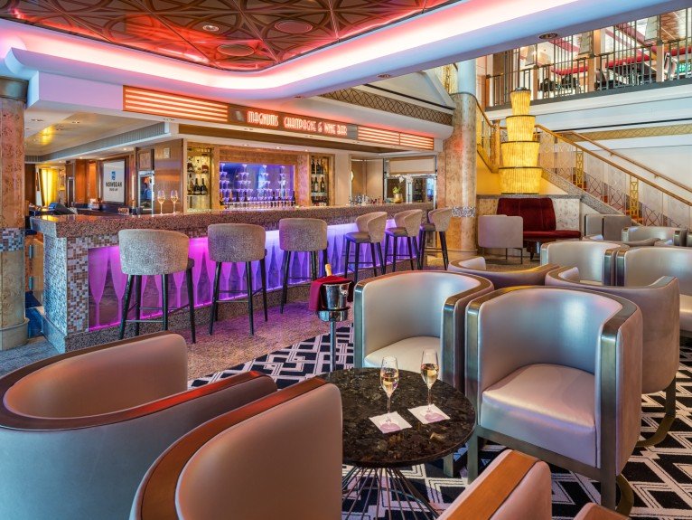 Magnum's Champagne & Wine bar
