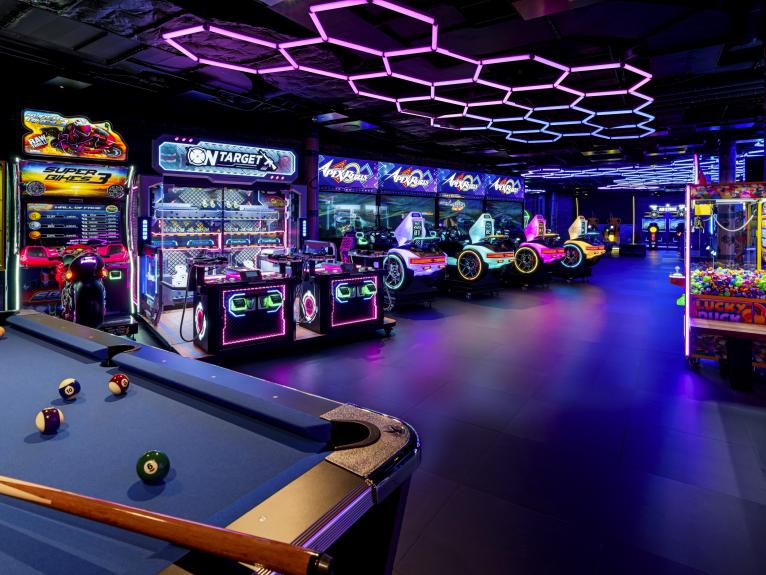 Luna Game Zone