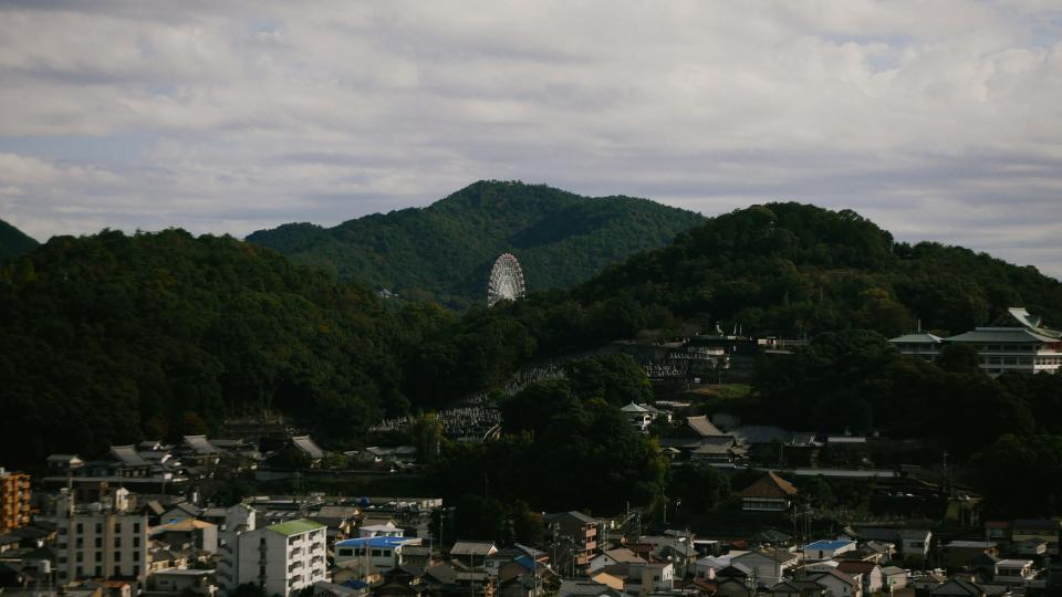 32 Image 32