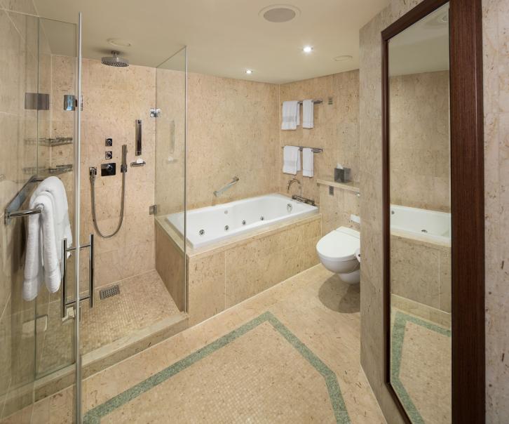 Royal Suite